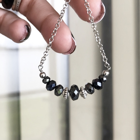 Diamond cut hematite & black crystal earrings - Picture 6 of 10